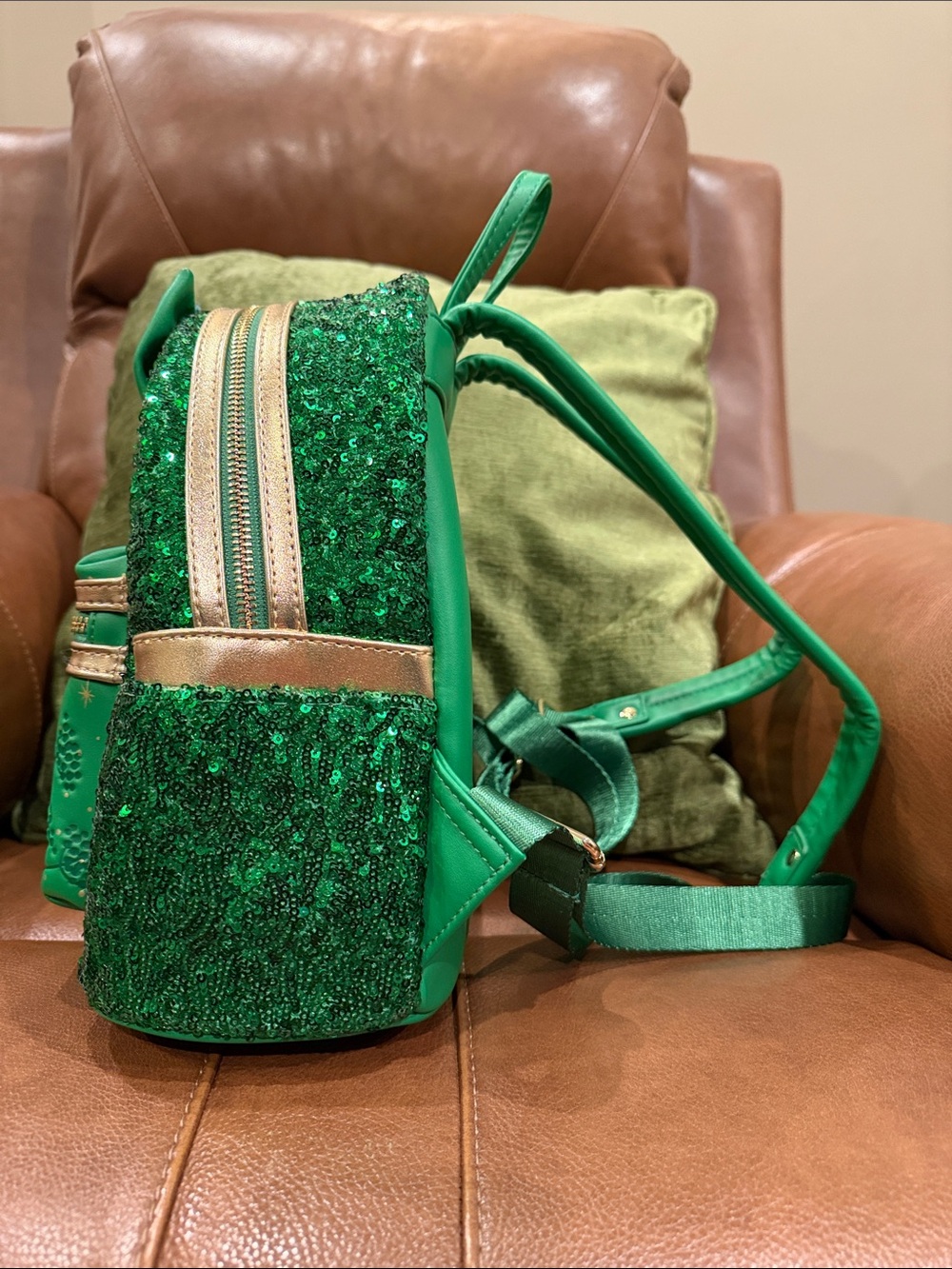 Loungefly Green Sequin Tinker Bell Mini Backpack and Peter Pan Wallet - Picture 4 of 17